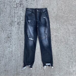 NWOT Distressed Black Distressed Skinny Jeans